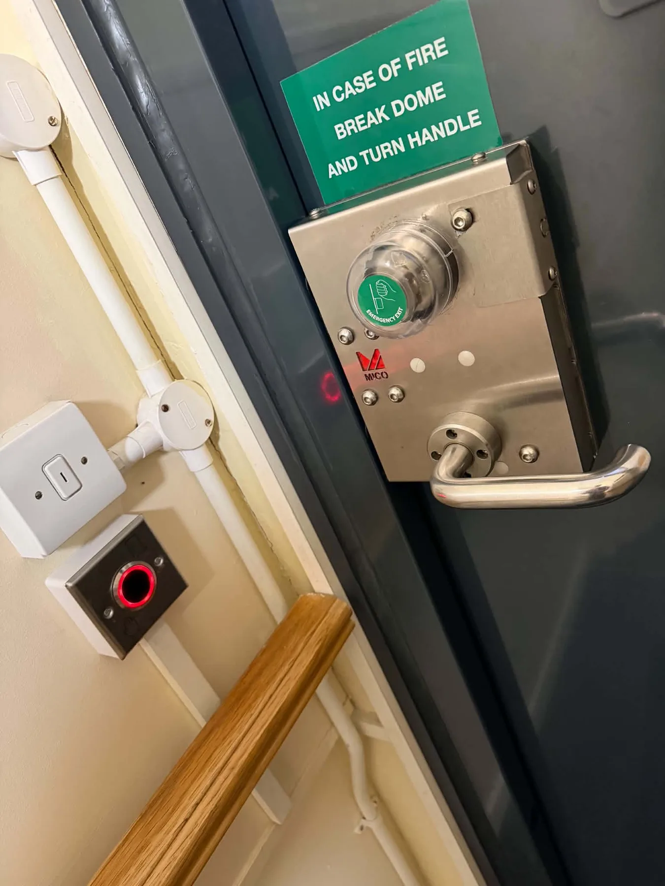 Specialist locking and release equipment